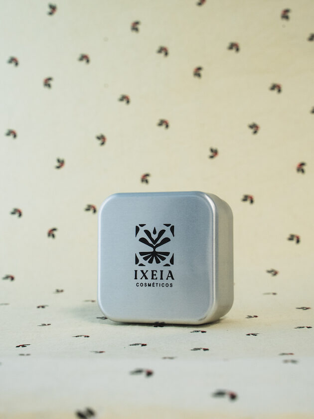 Lata metálica cuadrada para cosmética sólida